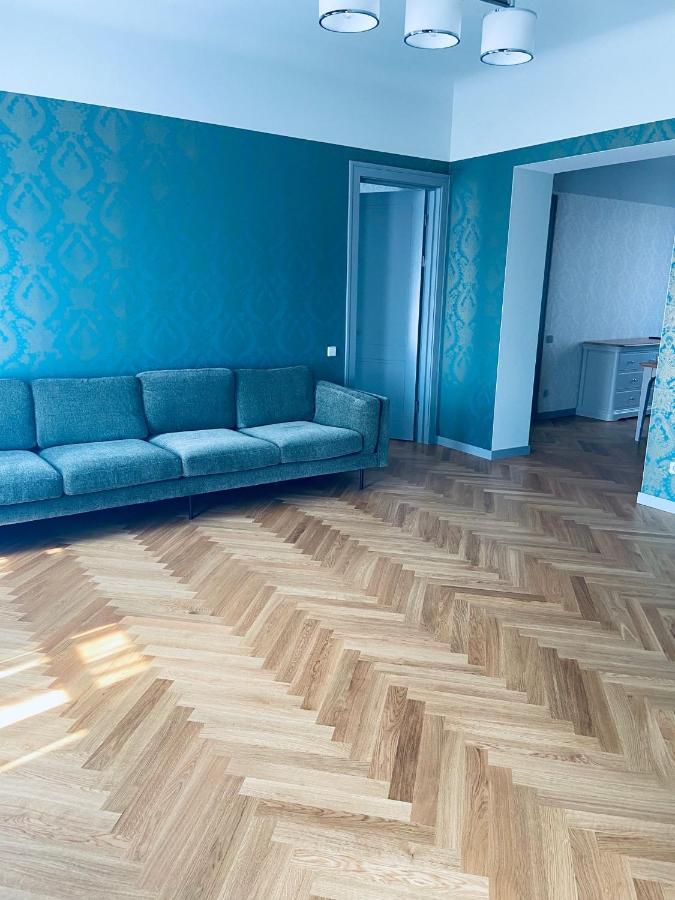 Roze Republikas Apartments Liepāja Esterno foto